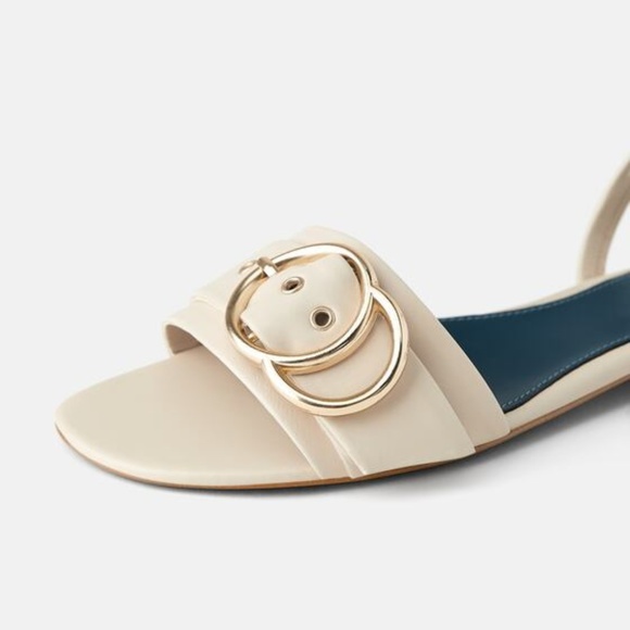 ZARA BLUE COLLECTION 100% LEATHER IVORY GOLD TONE BUCKLE SLIDES SANDALS - Picture 5 of 7